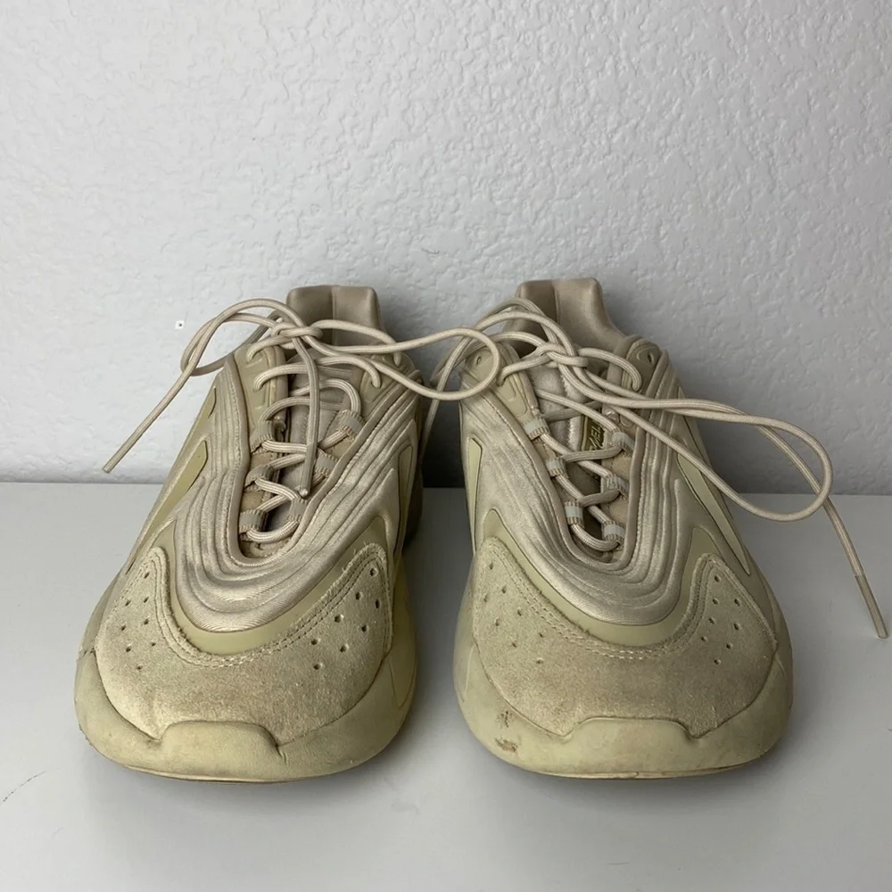 Adidas tan Ozelia sneakers